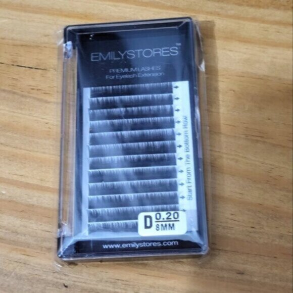 Emilystores Premium  Silk Eylash Extensions Black  NWT - Picture 2 of 5